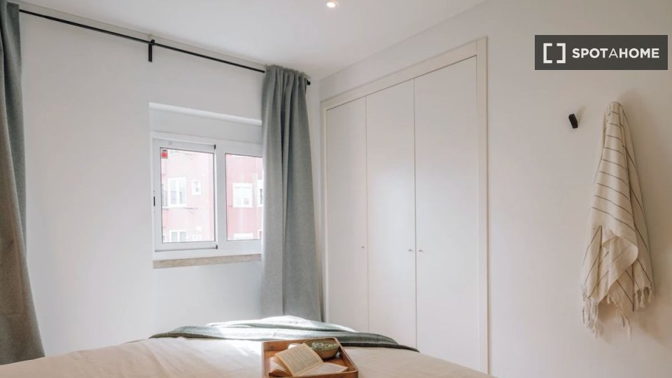 Apartment Lisbon, 3 beds — photo 18