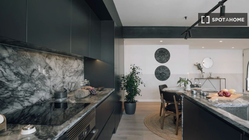 Apartment Lisbon, 2 beds — photo 15