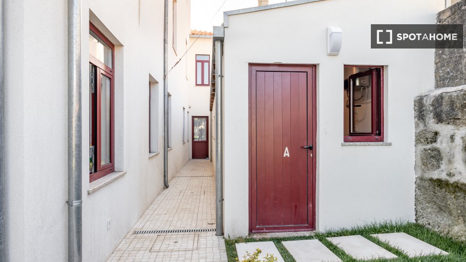 Double room Porto, 2 beds — photo 11