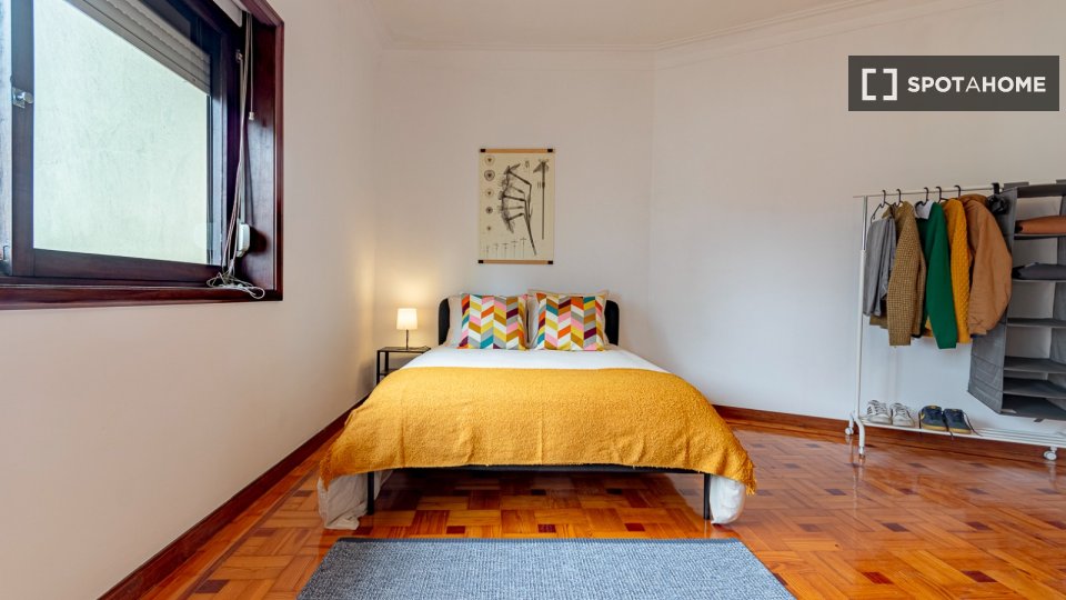 Double room Porto, 4 beds, 160m² — photo 9