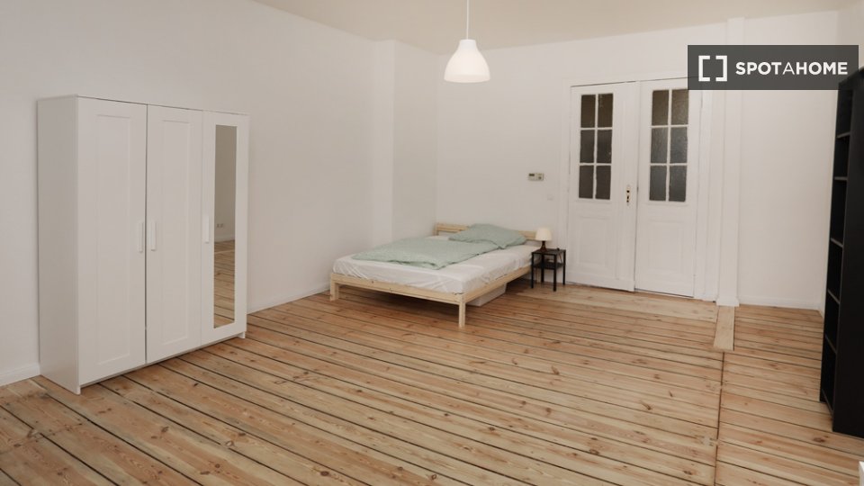Double room Berlin, 4 beds, 114m² — photo 19