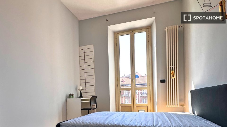 Double room Turin, 2 beds — photo 20