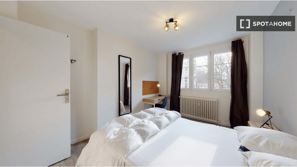 Double room Lille, 12 beds — photo 15