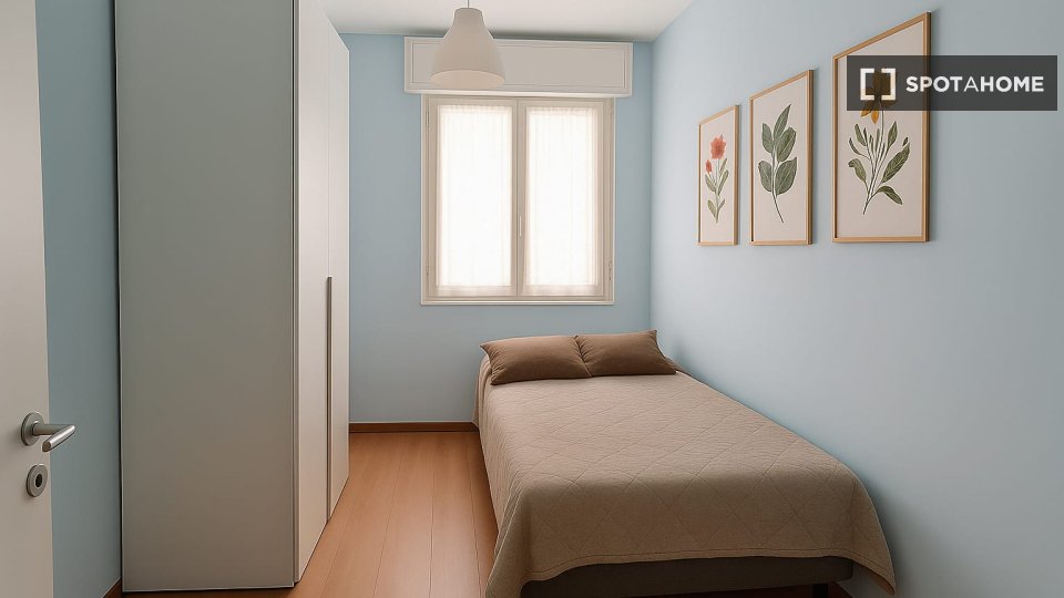 Double room Milan, 2 beds — photo 23