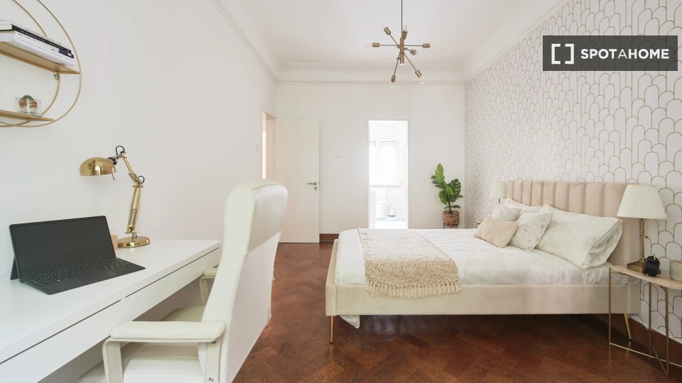Double room Lisbon, 7 beds — photo 3