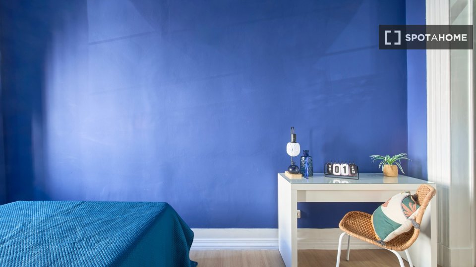 Double room Lisbon, 9 beds — photo 30