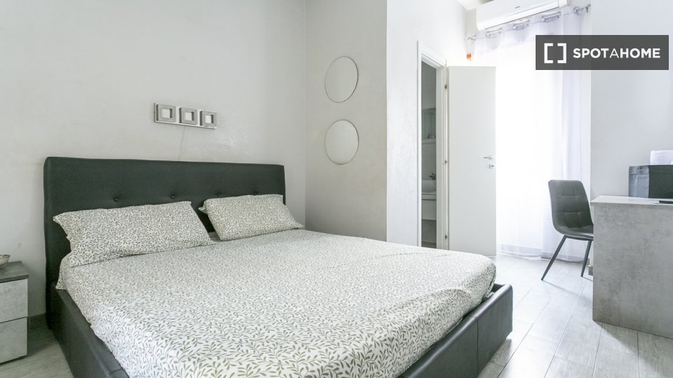 Double room Rome, 4 beds — photo 1