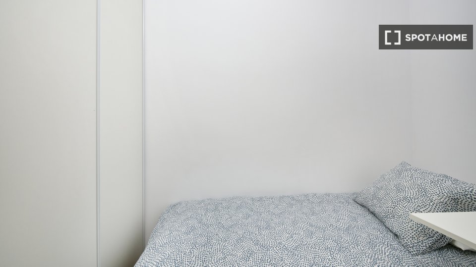 Double room Lisbon, 7 beds — photo 16