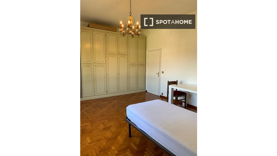 Double room Milan, 3 beds — photo 25