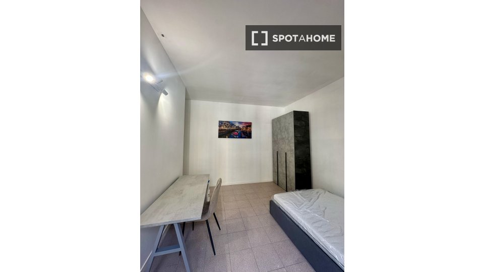 Double room Milan, 5 beds, 120m² — photo 17