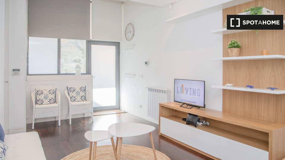 Apartment Porto, 1 bed, 55m² — photo 8