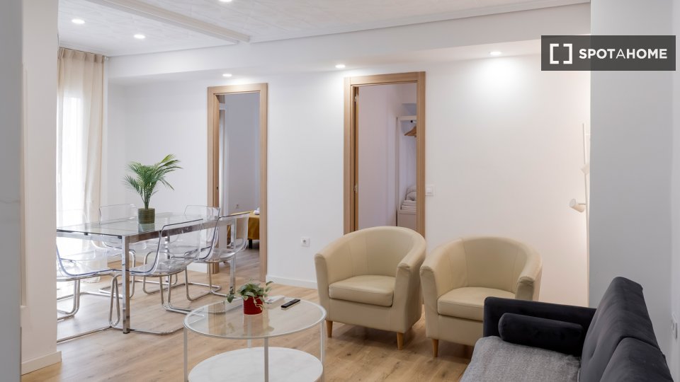 Apartment Valencia, 3 beds, 75m² — photo 31