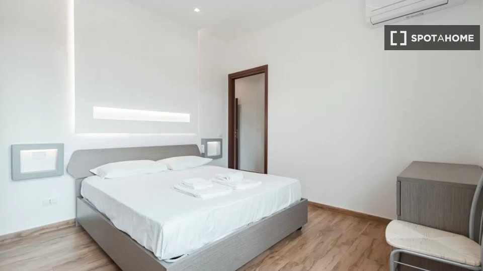 Apartment Milan, 2 beds — photo 14