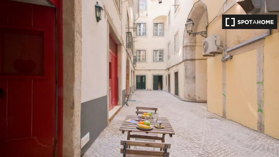 Apartment mono Lisbon, 50m² — photo 12
