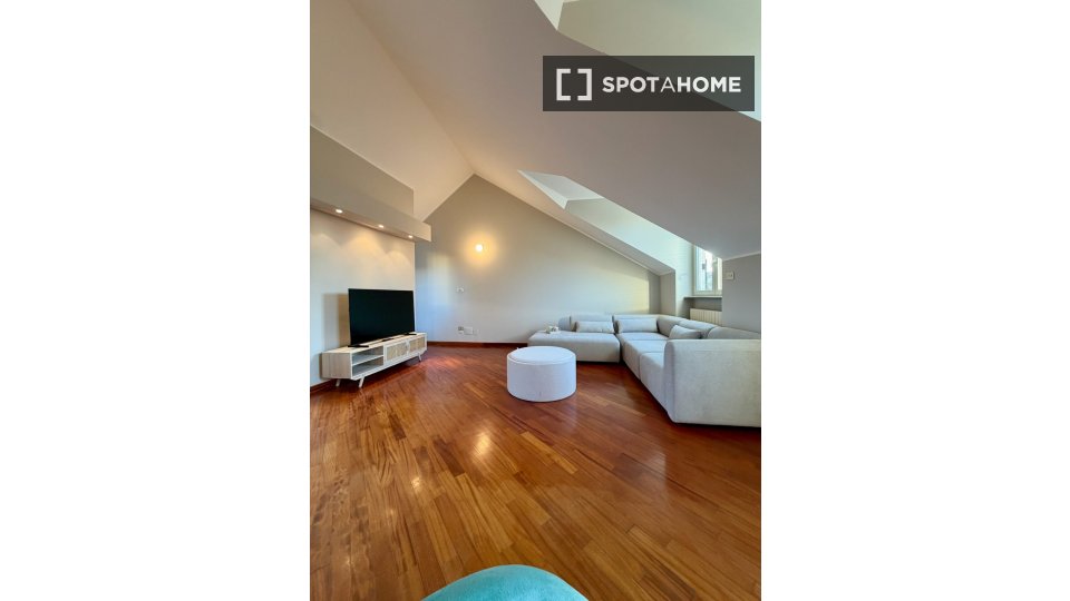 Apartment Turin, 2 beds, 130m² — photo 1