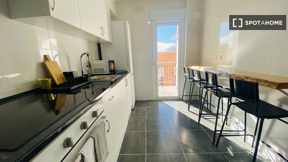 Double room Madrid, 4 beds — photo 3