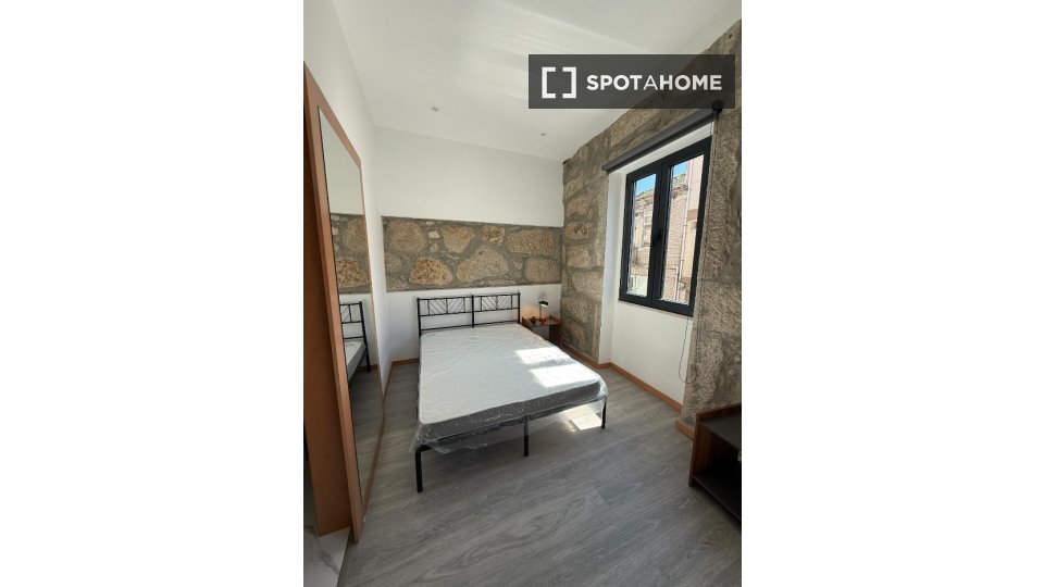 Double room Porto, 3 beds — photo 2