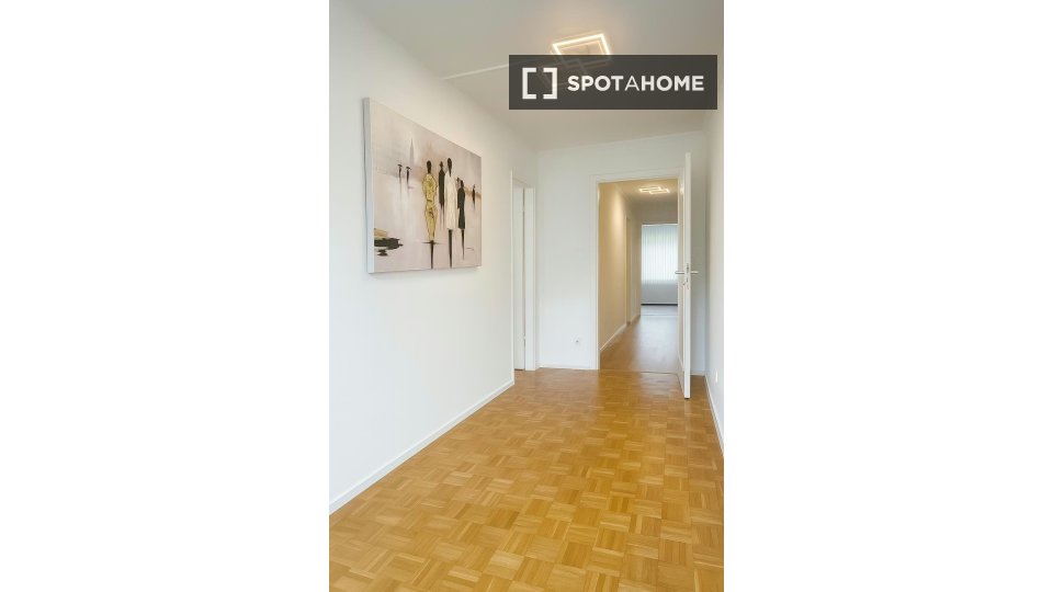 Apartment Munich, 5 beds — photo 6