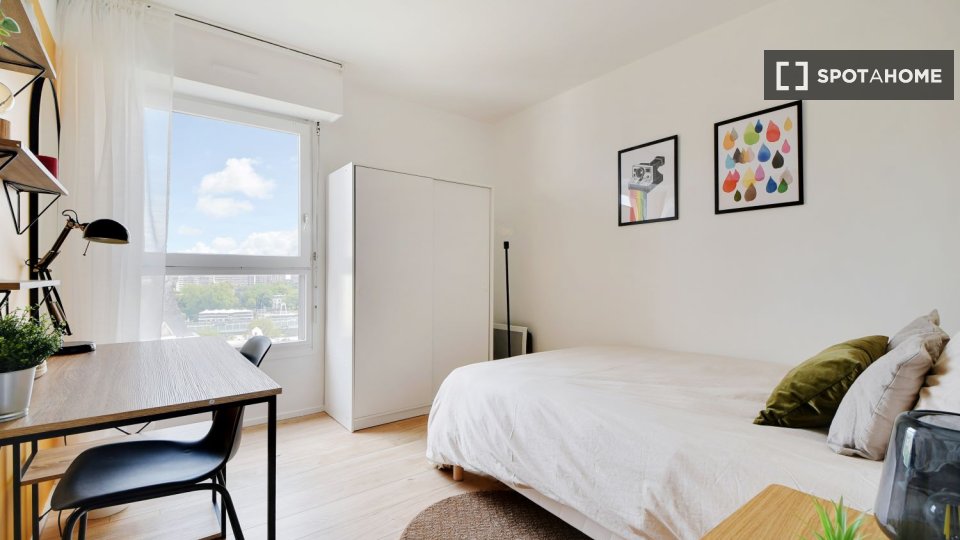 Double room Paris, 4 beds — photo 10