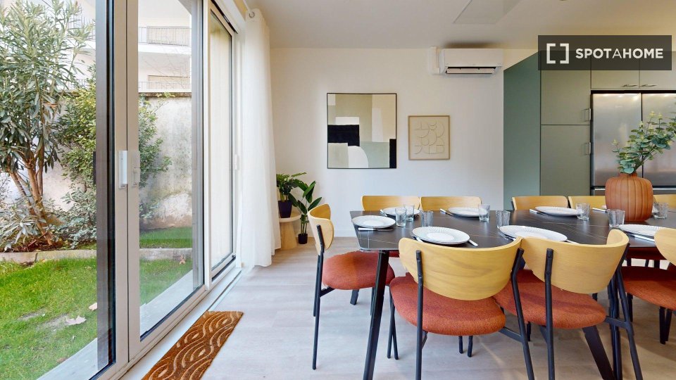 Double room Lyon, 17 beds — photo 29