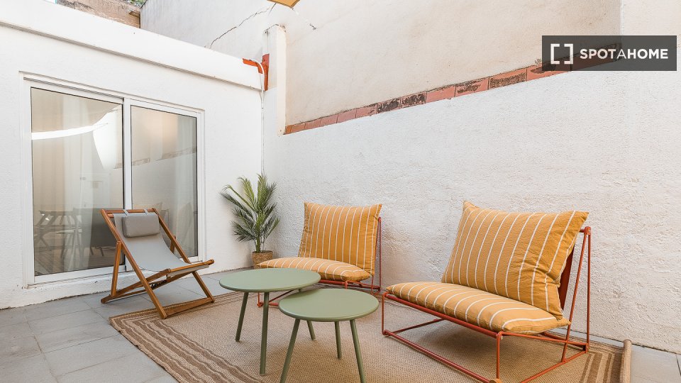 Double room Barcelona, 6 beds, 120m² — photo 74