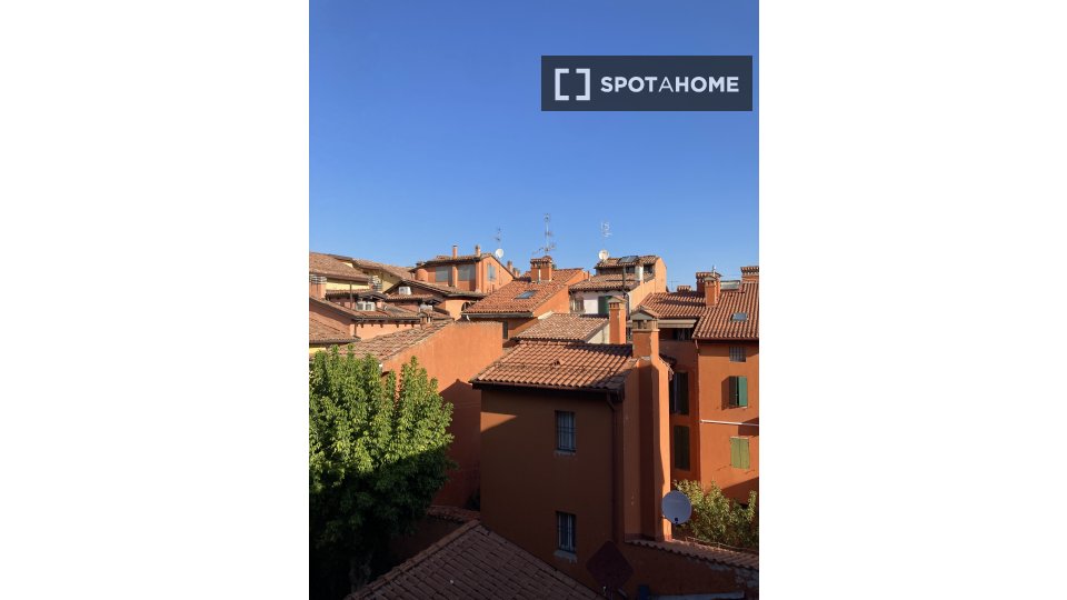 Studio in affitto a Galvani, Bologna - a Bologna