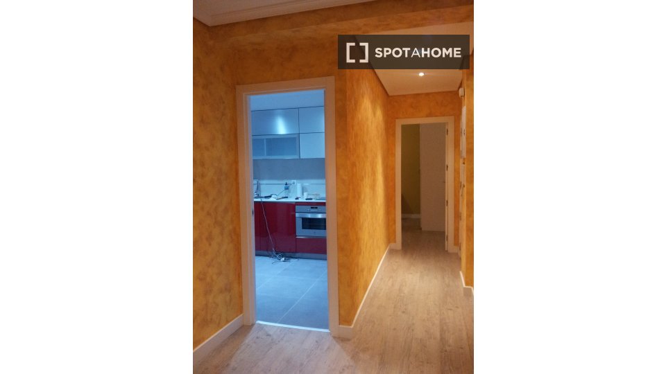 Double room Madrid, 2 beds — photo 3