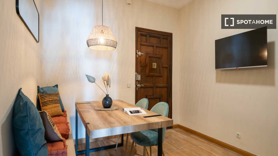 Double room Madrid, 7 beds — photo 67