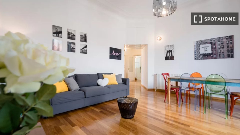 Apartment Milan, 1 bed, 76m² — photo 2
