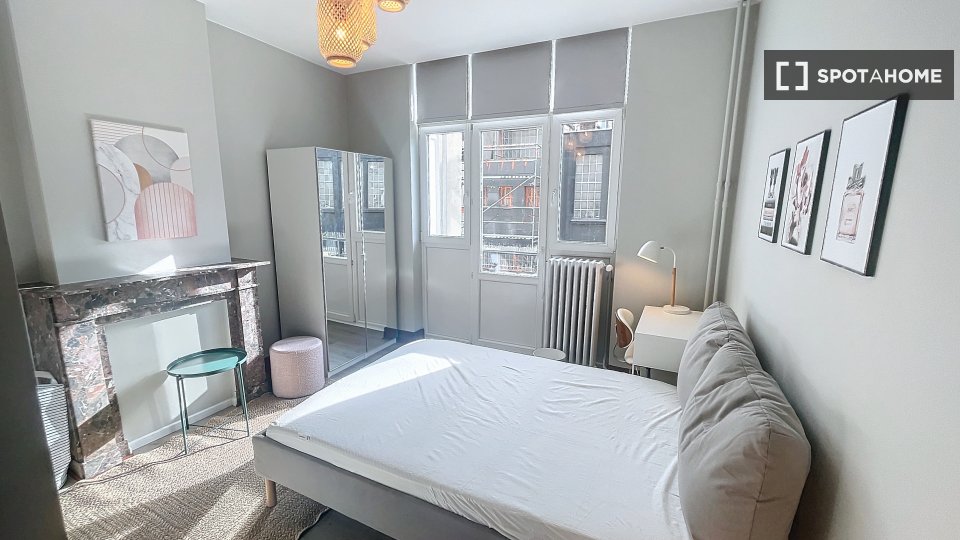 Double room Brussels, 5 beds, 165m² — photo 80