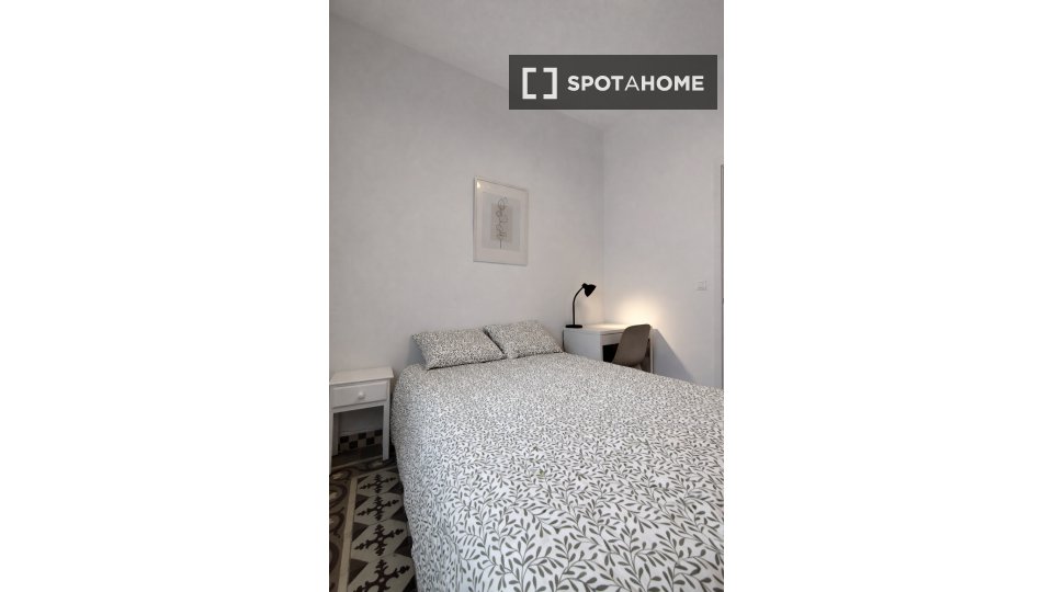 Double room Malaga, 4 beds, 250m² — photo 19