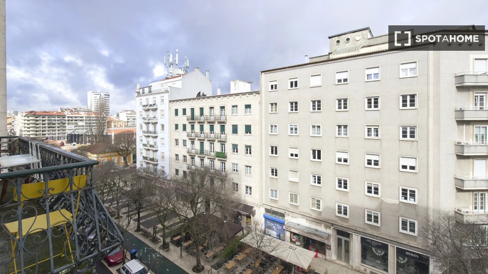 Double room Lisbon, 6 beds — photo 5