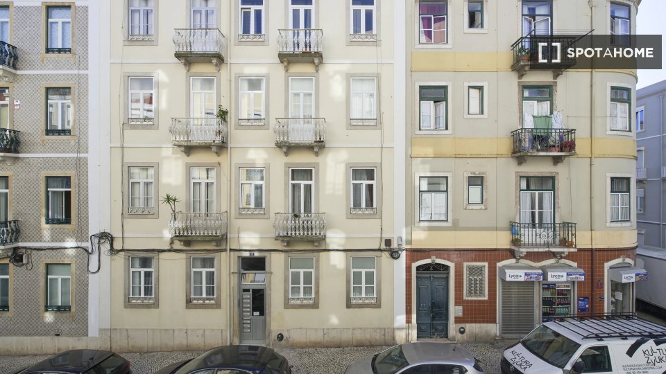 Double room Lisbon, 8 beds — photo 14