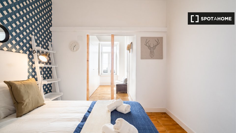 Apartment Lisbon, 2 beds — photo 11