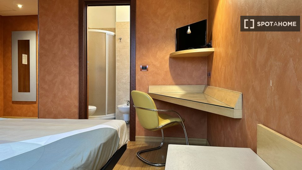 Camera doppia Torino, 52 camere — foto 4