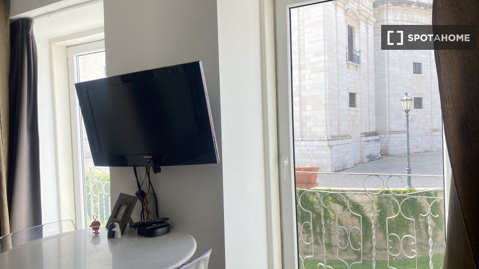 Apartment mono Lisbon — photo 4