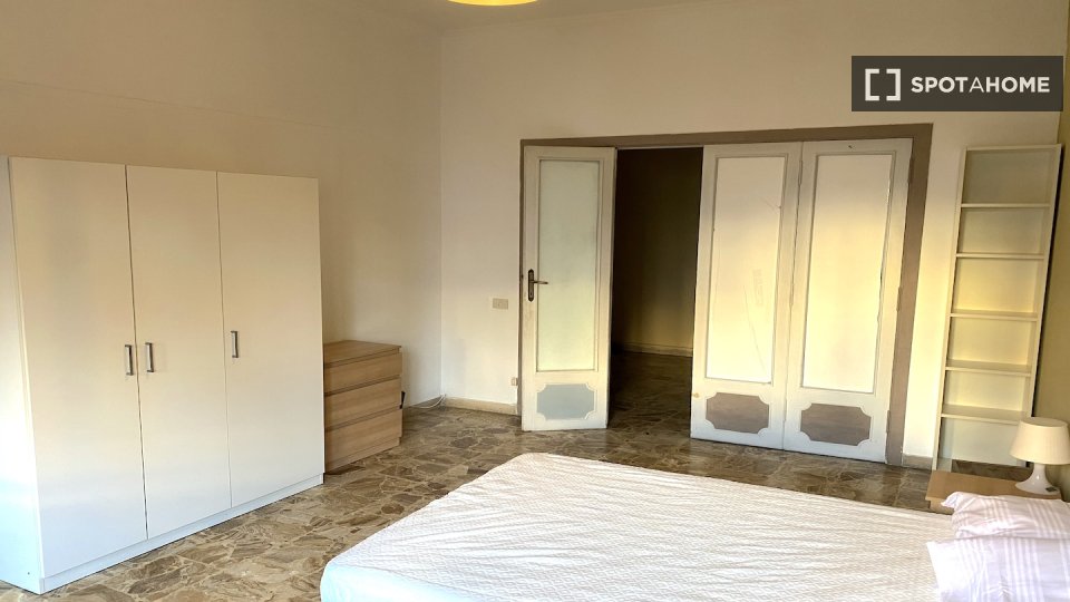 Double room Rome, 6 beds, 150m² — photo 3