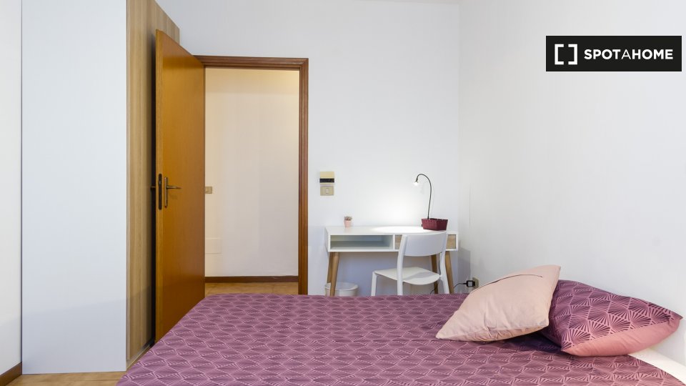 Double room Milan, 3 beds, 75m² — photo 4