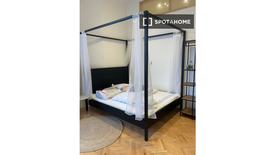 Apartment Budapest, 3 beds, 96m² — photo 44