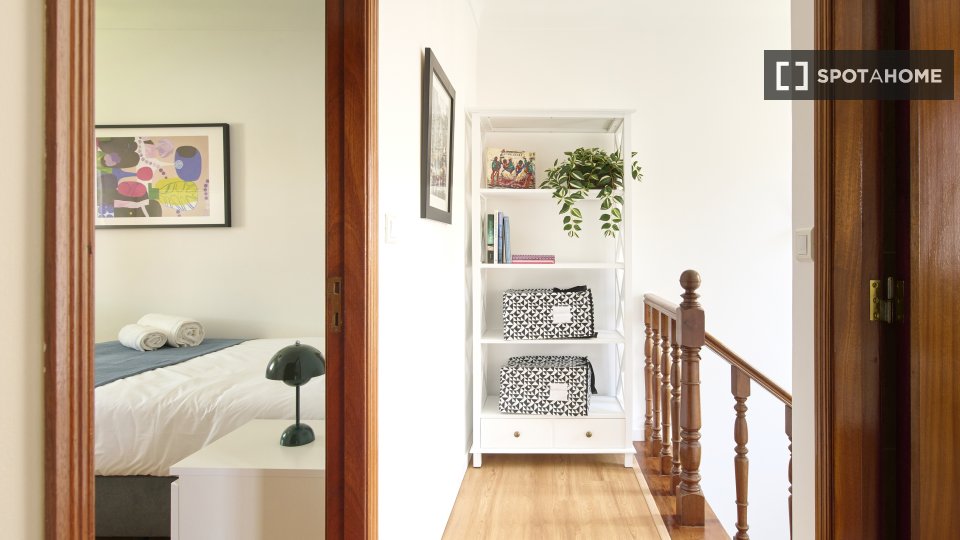 Double room Lisbon, 6 beds, 150m² — photo 19