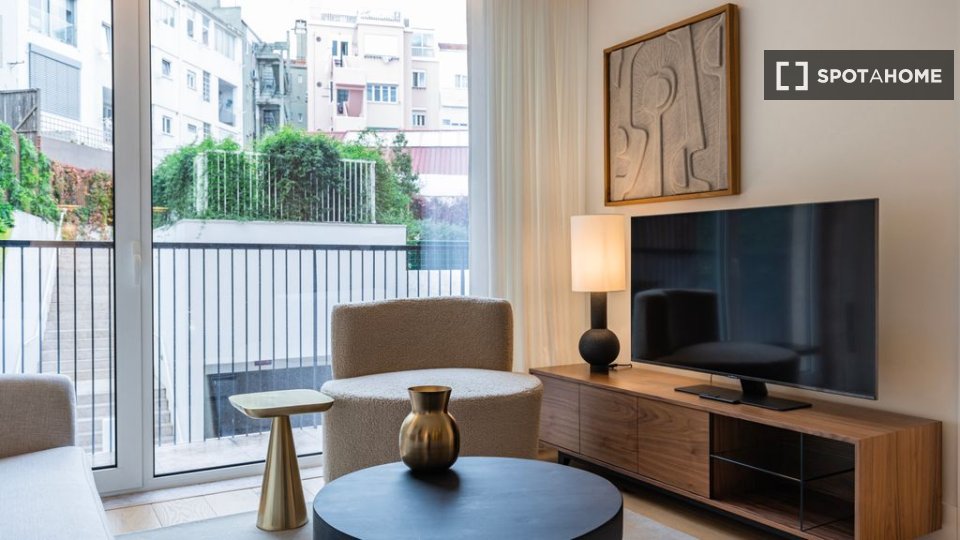 Apartment Lisbon, 1 bed — photo 14