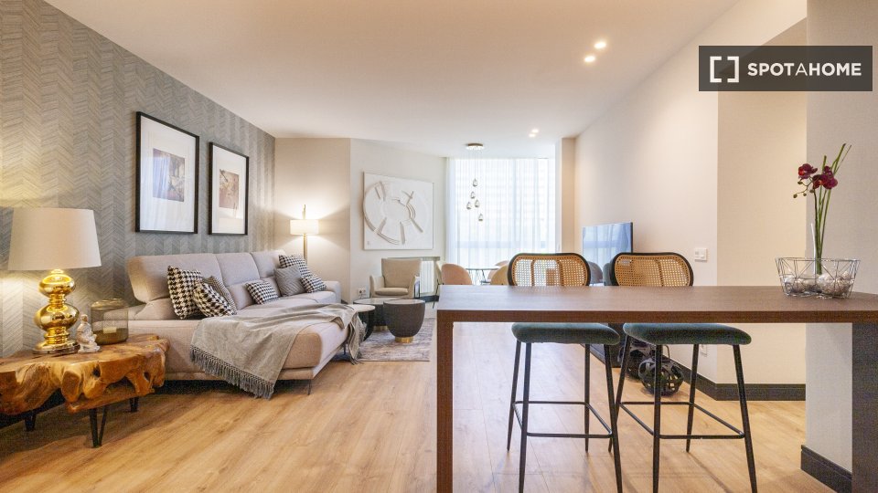 Apartment Madrid, 2 beds, 118m² — photo 3