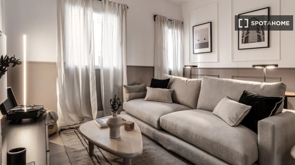 Apartment Madrid, 2 beds — photo 19