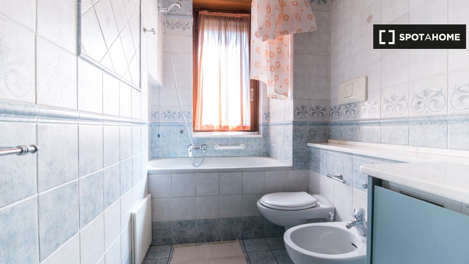 Camera doppia Milano, 4 camere, 130m² — foto 2