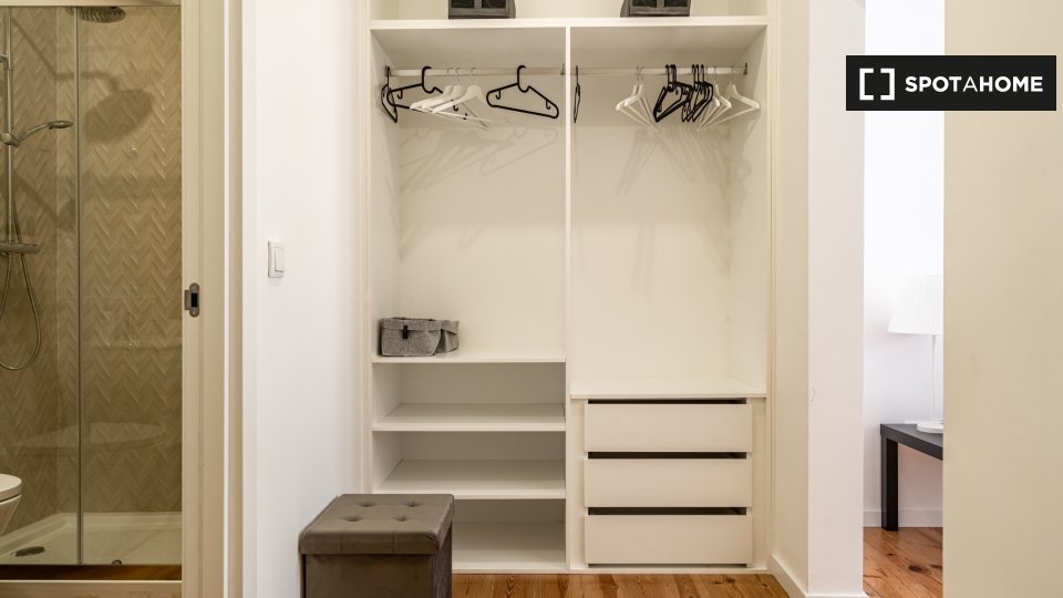Apartment Lisbon, 2 beds — photo 7