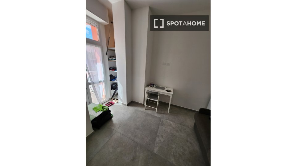 Apartment mono Milan, 16m² — photo 10