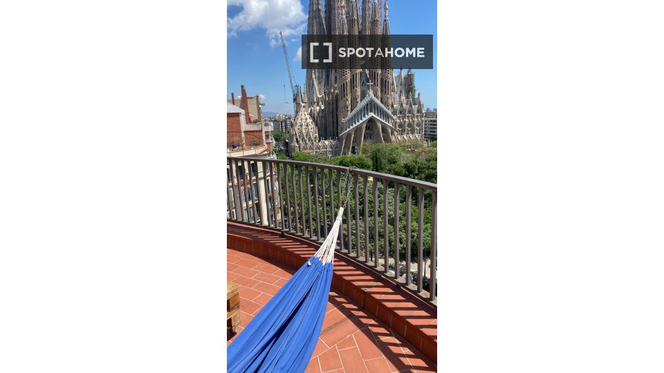 Apartment Barcelona, 1 bed, 72m² — photo 10