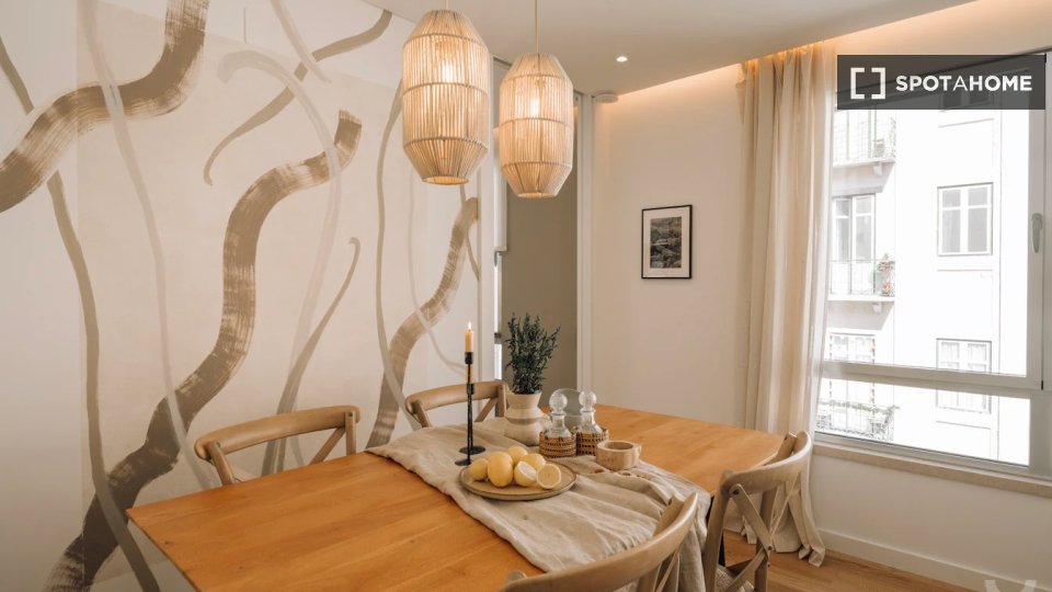 Apartment Lisbon, 1 bed, 57m² — photo 14