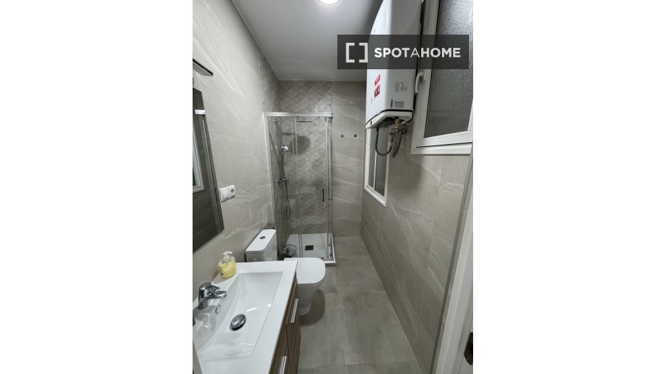 Apartment Madrid, 1 bed, 35m² — photo 5