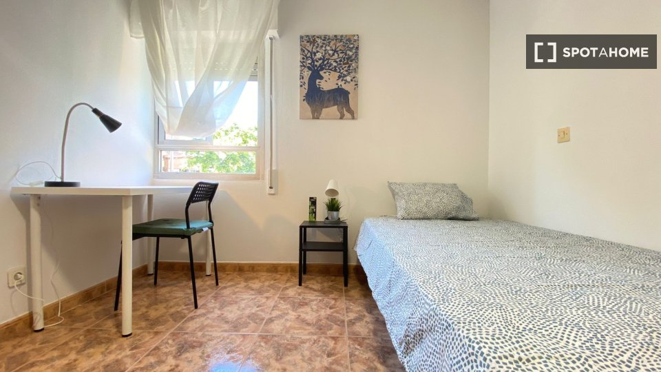 Double room Madrid, 7 beds — photo 20